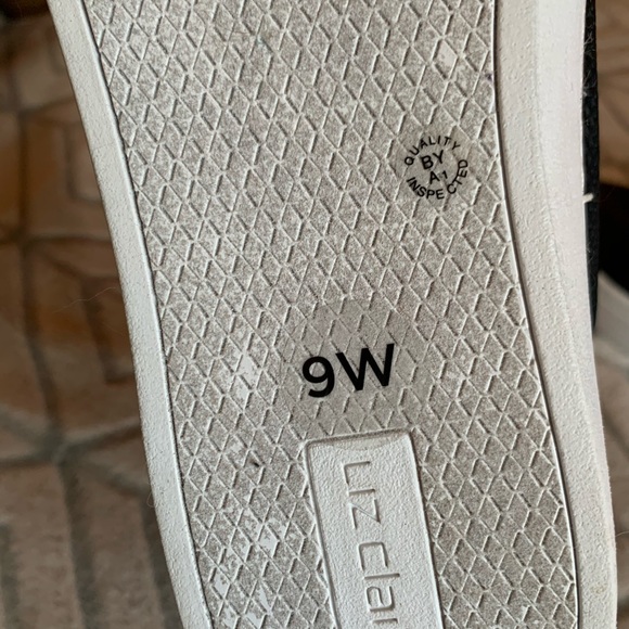 Liz Claiborne fashion sneakers - Picture 3 of 3